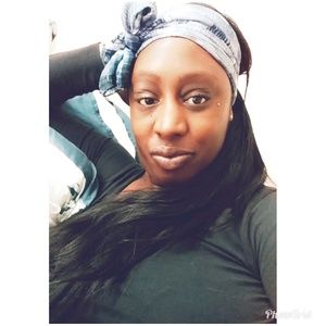 Meet your Posher, Donitra